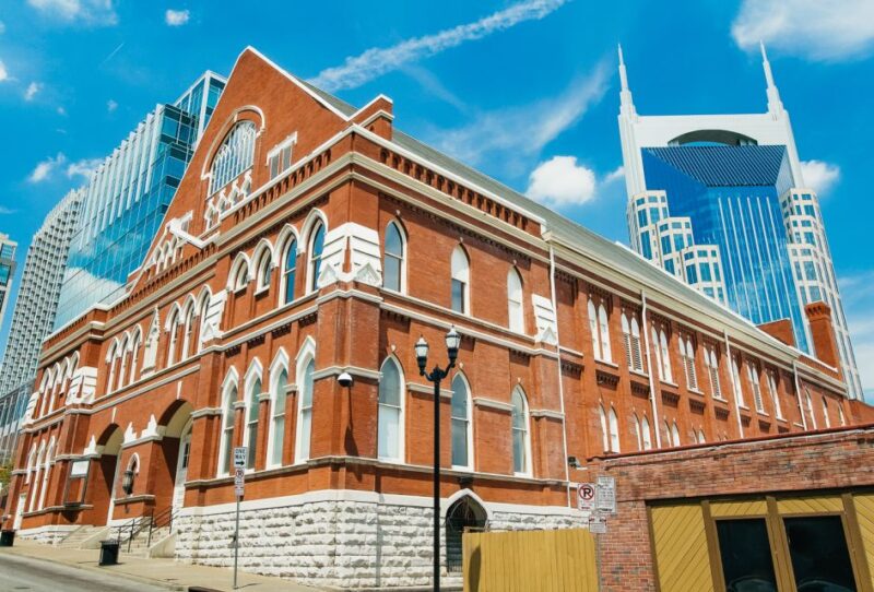 Nashville: Guided City Van Tour - Discover Nashville in a Comfortable Van with a Local Guide
