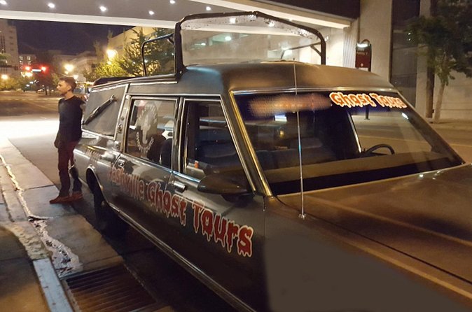 Nashville Haunted Hearse Ghost Tour 1 Hour Shared - The Haunting of Hume-Fogg High School