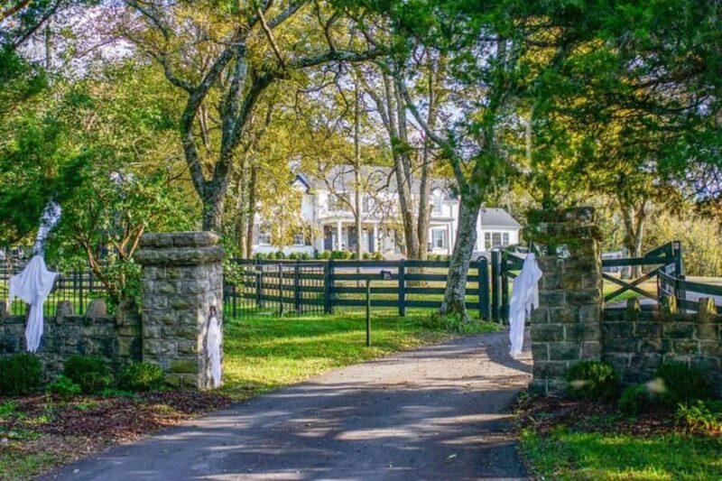 Nashville: Homes of the Stars Narrated Bus Tour - Nashville’s Star Homes and Neighborhoods