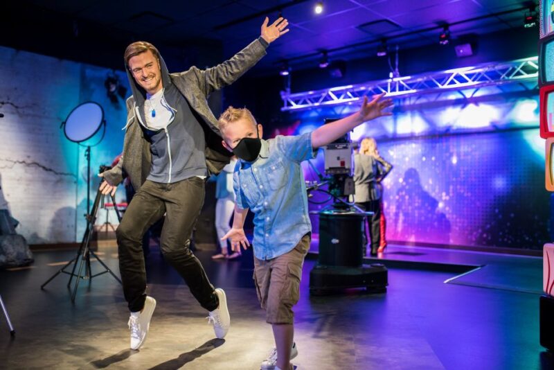 Nashville: Madame Tussauds Admission Ticket - Highlighting the Iconic Music Figures and Themed Rooms