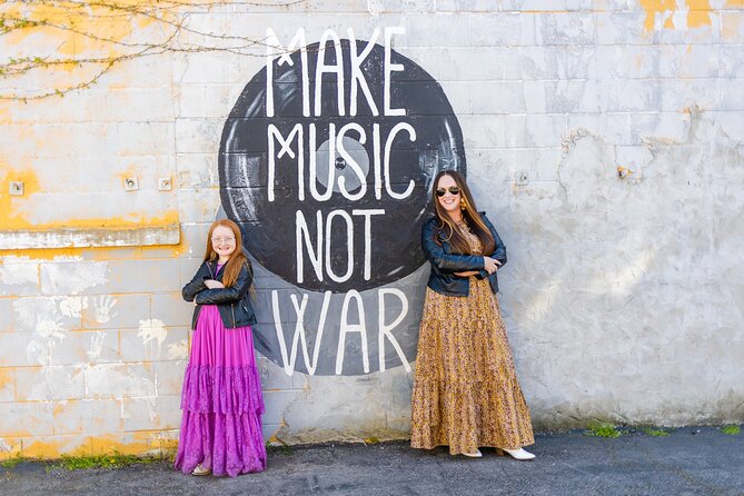 Nashville Mural Photowalk Tour with Professional Photographer - Key Points