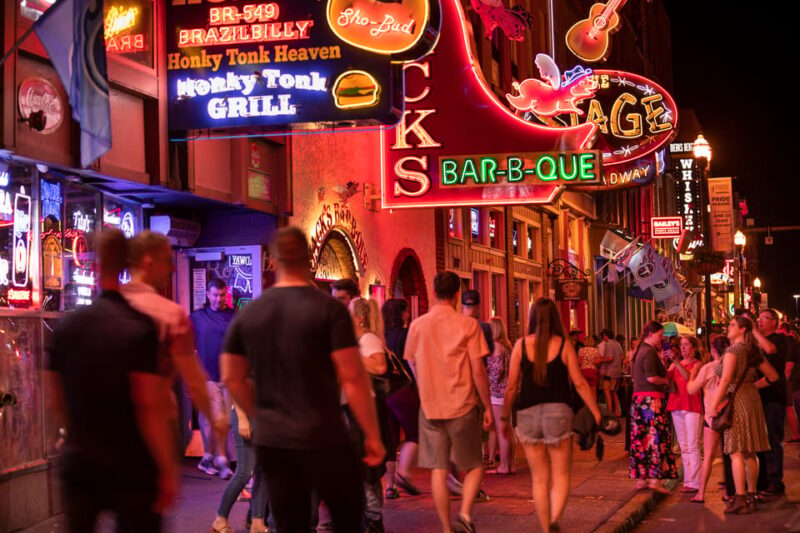 Nashville: Music History and Moonshine Pub Crawl - Pacing and Experience Flow