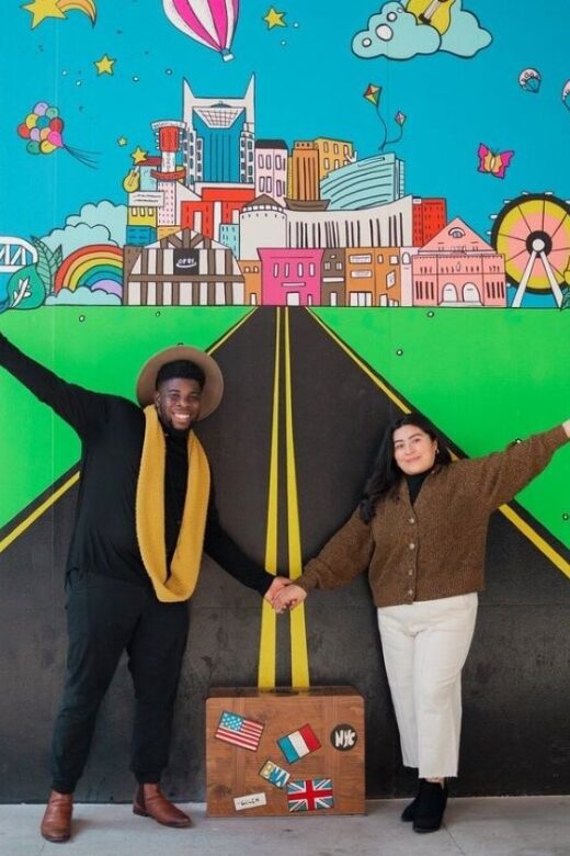 Nashville: Romantic Couples Photoshoot with Champagne - Key Points