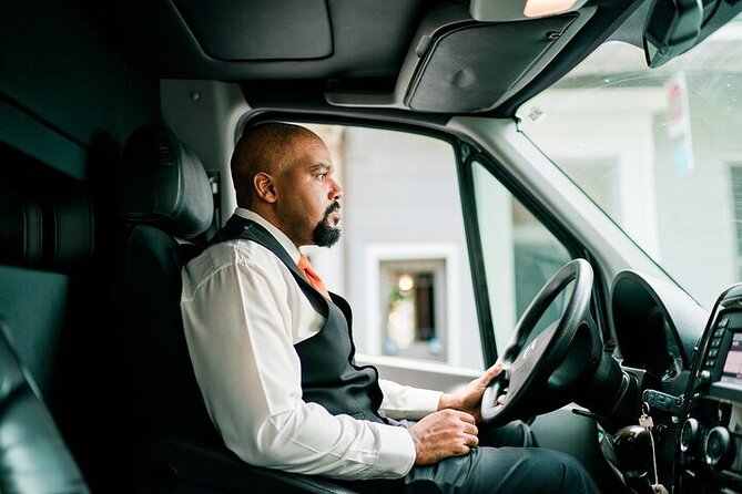 Nashville Round Trip Chauffeur Driven Transport - Experience the Comfort of Nashville Round Trip Chauffeur Driven Transport