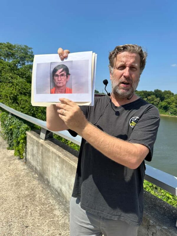 Nashville: True Crime Walking Tour from Mr. E's Crimecast - The Hidden World of Printers Alley and Its Dark Past