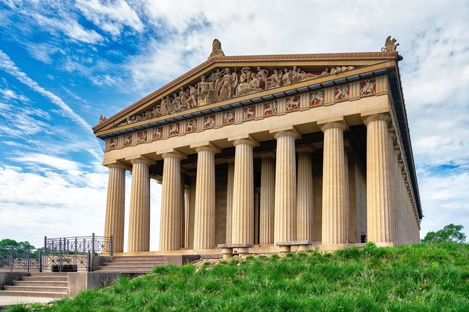 Nashville VIP Style Private Tour with Local Singer-Songwriter - Scenic Drive through 12th Avenue South & Draper James