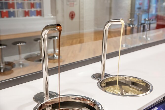 Nashville's Goo Goo Chocolate Tasting & Candy Making Class - Accessibility and Practical Details