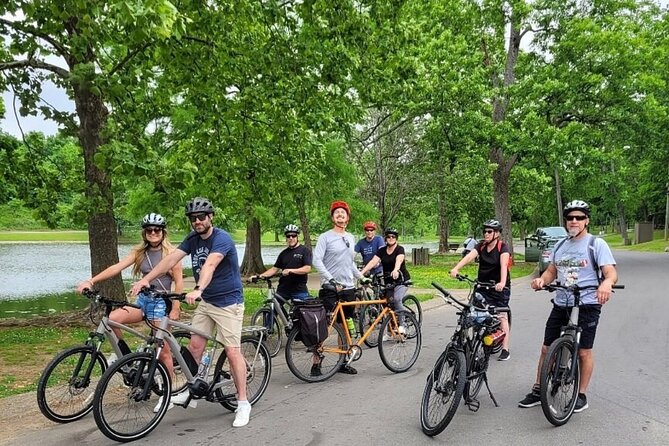 Nashville's Hidden Gems E-bike Tour - Country Music Hall of Fame and Walk of Fame