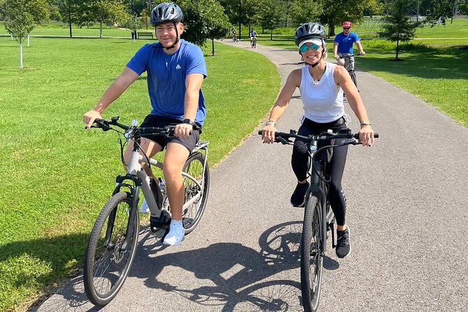 Nashville's Hidden Gems E-bike Tour - The Bicentennial Capitol Mall and Nashville Farmers Market