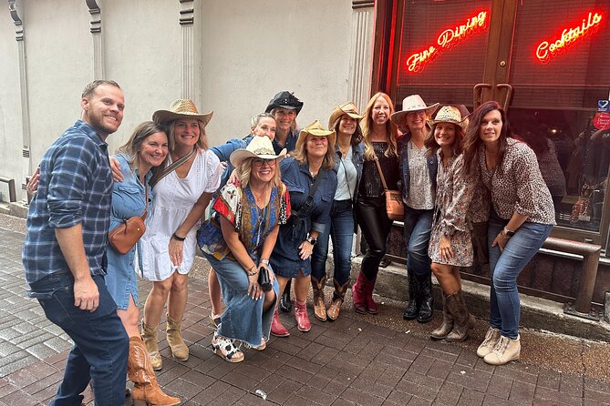 Nashville's Speakeasy Secrets: Murder and True Crime Bar Crawl - Dress Code and Practical Tips