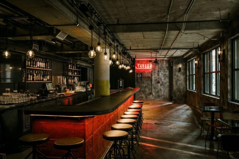 Nashville's Speakeasy Secrets: True Crime Tasting Pub Crawl - Why This Tour Appeals to Specific Visitors