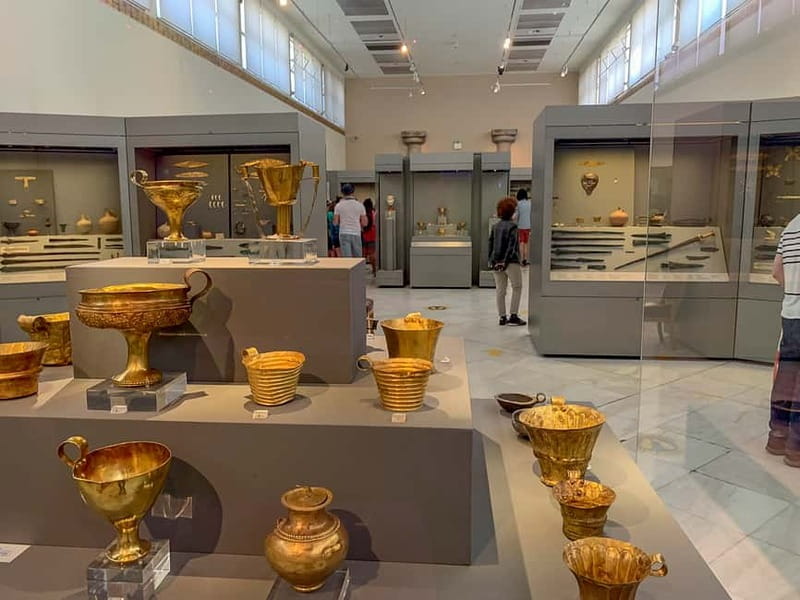 National Archeological Museum Private Tour with Admission - The Museum’s Beautiful Setting and Facilities