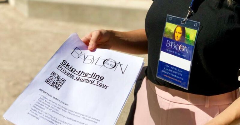 National Archives + National Portrait Gallery Tour 6ppl Max - Visiting the National Archives Rotunda and the Charters of Freedom