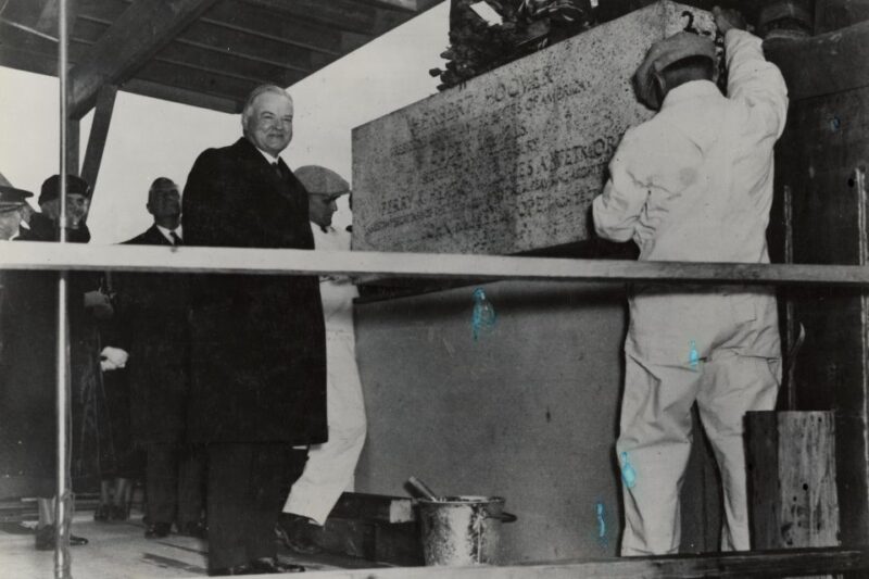 National Archives + National Portrait Gallery Tour 6ppl Max - Pricing, Flexibility, and Accessibility