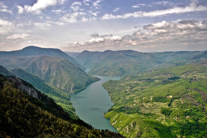 National park Tara - private day tour - The Unique Drina River House and Perucac Lake