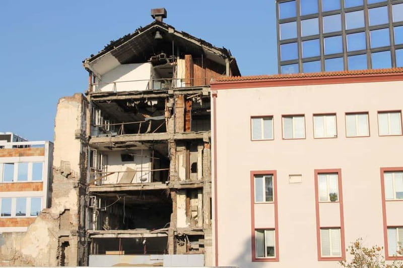 NATO Bombing of Belgrade Private Tour - Emotional Reflection and Local Stories