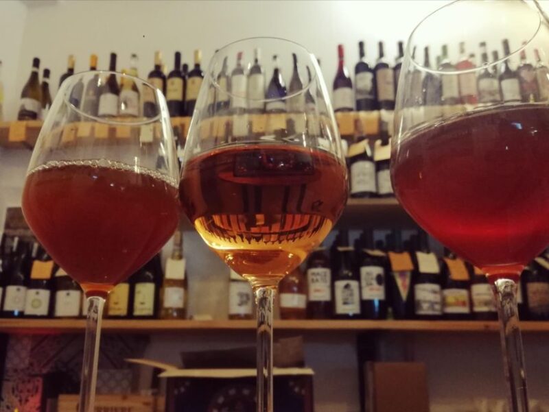 Natural Wine Tasting with snacks at Bottega Monteleone - The Sequence of the Wine Tasting Experience