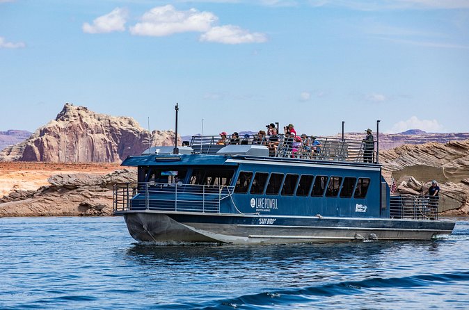 Navajo Canyon Boat Tour - The Scenic Beauty of Navajo Tapestry on the Sandstone Walls