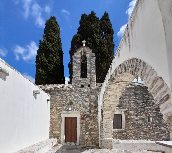 Naxos: Countryside hike among villages & Byzantine churches - Starting Point at Halki Village and Meeting Details