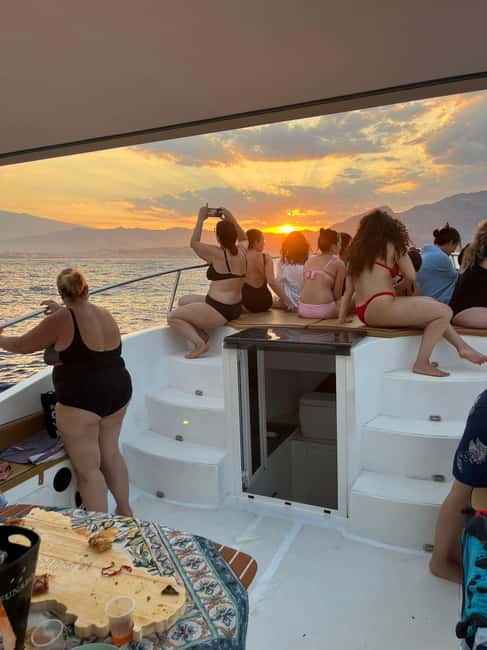 Naxos: Cruise on Isola Bella with swimming, fruit & prosecco - Comparing to Similar Experiences