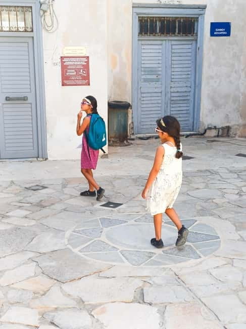 Naxos: Family-Friendly Treasure Hunt in Naxos Town - Discover Naxos: A Family Adventure with Greek Myths and Landmarks