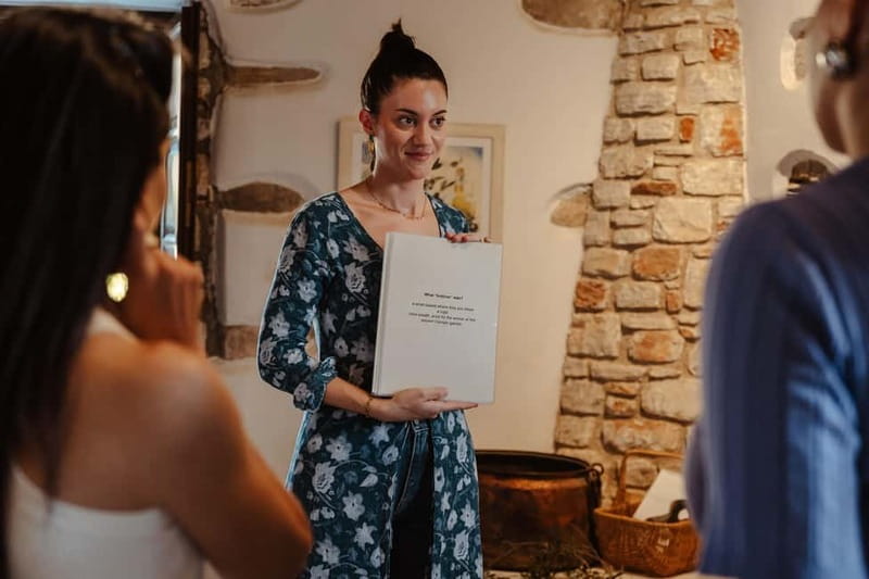 Naxos: Olive Oil Tasting & Baking at Eggares Olive Press - Enjoying a Light Lunch with Naxian Flavors