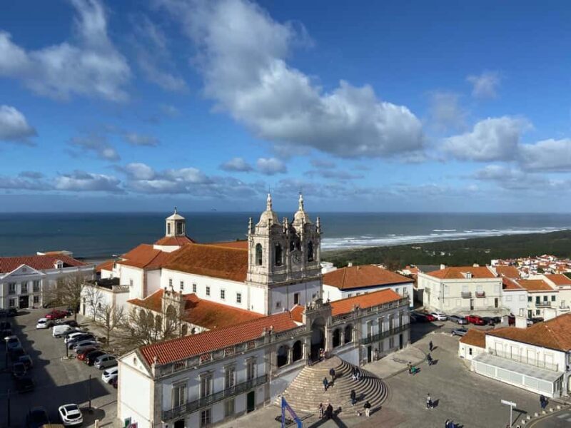 Nazaré Big Wheel - The Experience: Enjoying the Ride and the Views