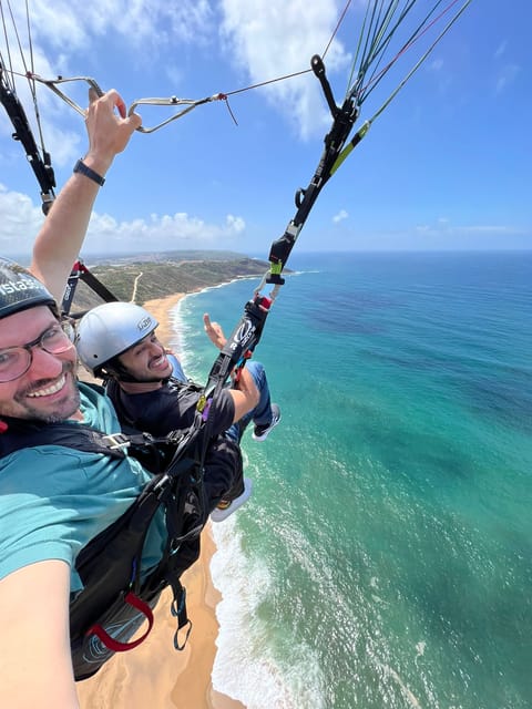 Nazare: Paragliding tandem flight - Who Will Love This Nazaré Paragliding Flight?