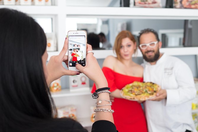 Neapolitan Pizzamaker for One Day - Visit the Official Neapolitan Pizza School in Naples