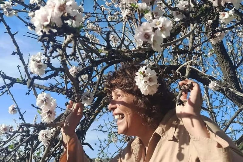Near Cagliari: Almond Blossom Magic at "In Our Garden" (new) - About Ramona: The Guide Behind the Experience