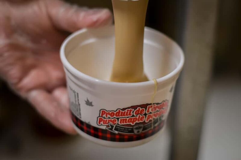 Near Tadoussac: Guided sugar shack tour & product tasting - The Gourmet Maple Product Tasting