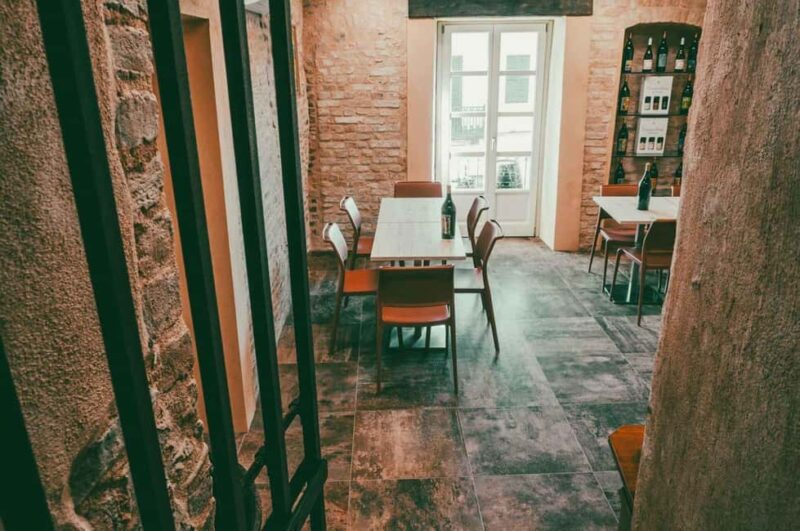 Neive: "Il Gigante" Tasting at Cascina Fonda - How the Tasting Unfolds in a Family-Run Environment