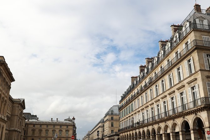 Neoclassical Paris Architecture 2-Hour Private Walking Tour - The Tuileries Garden from a Neoclassical Perspective