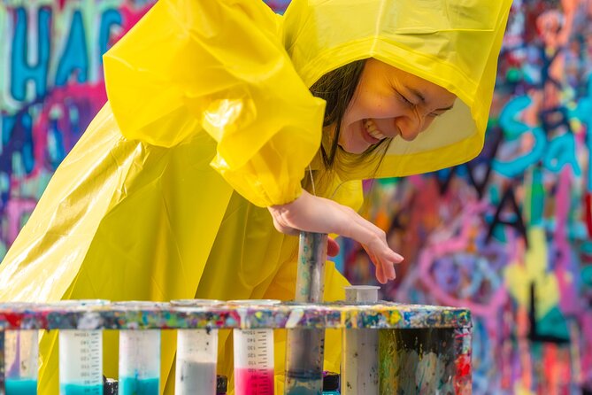 Neon Art Experience Glow in the Dark Painting - Location and Accessibility