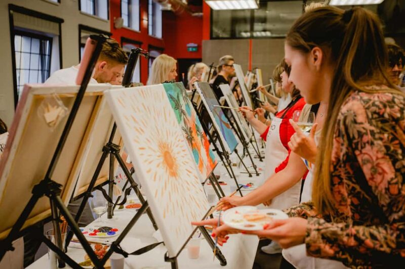 Neon Paint - Painting and Wine in the Dark in Warsaw - The Artistic Support: Step-by-Step Guidance