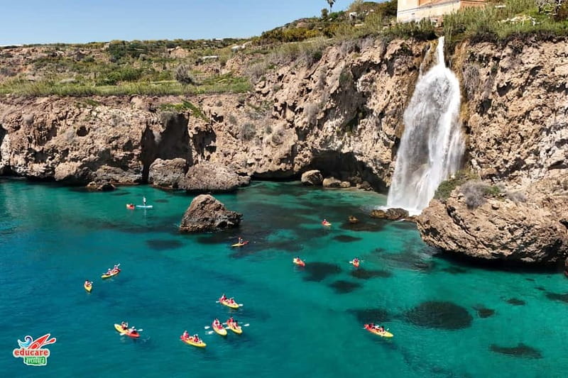 Nerja: Free kayaking route (without a tour guide). 2.5-hour tour. Nerja-Maro Waterfall. - Key Points