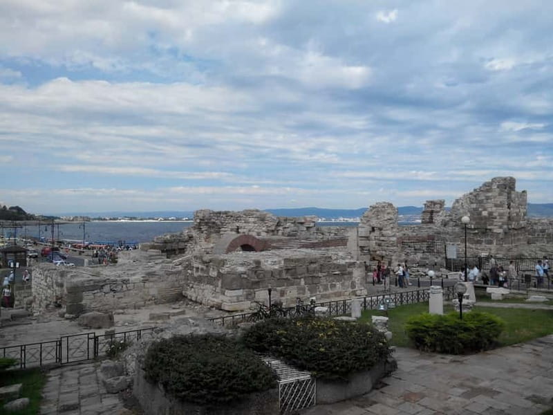 Nessebar: 4-Hour Boat Tour incl. Fishing, Lunch & Drinks - Discover the 4-Hour Nessebar Boat Tour with Fishing, Lunch & Drinks