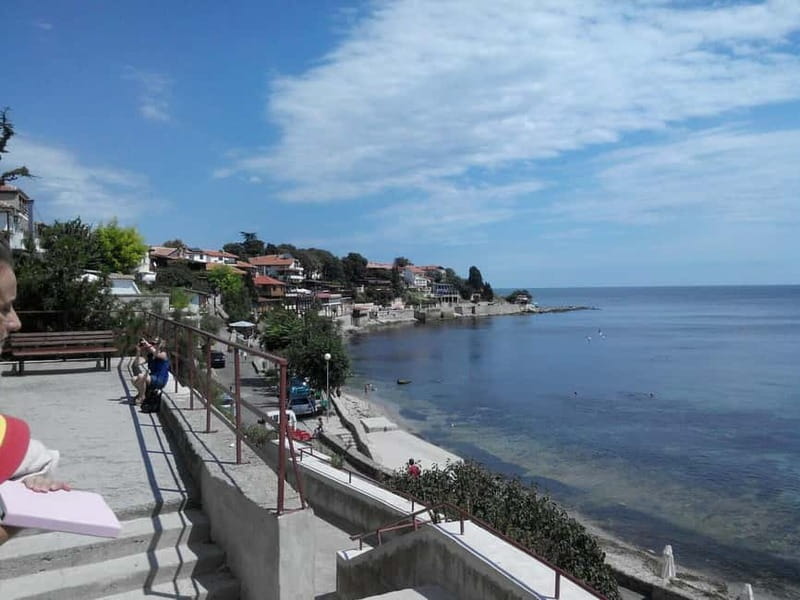 Nessebar: 4-Hour Boat Tour incl. Fishing, Lunch & Drinks - Guaranteed Scenic Views and Wildlife Insights