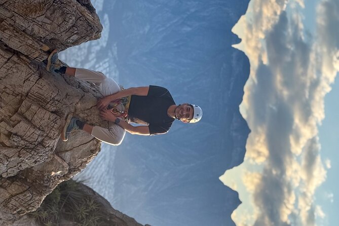 Nest of the Aguiluchos with 3 abseils and certified guides - The Three Abseils: From 35m to 30m Heights