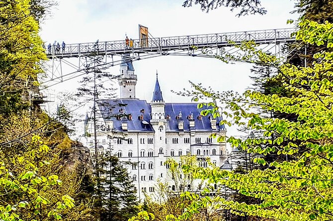 Neuschwanstein and Hohenschwangau Exclusive Skip-the-Crowds Tour - Visiting Linderhof Palace and Oberammergau