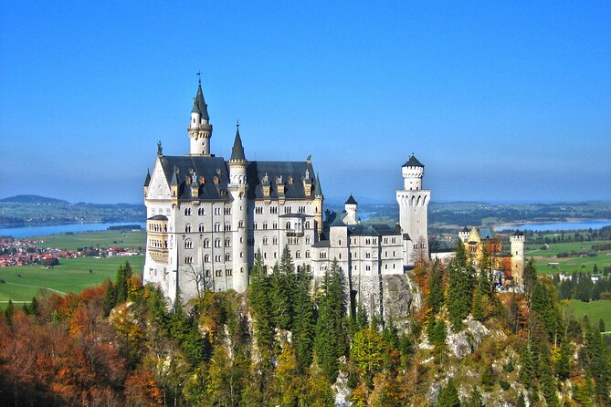 Neuschwanstein and Hohenschwangau plus Oberammergau Private Tour - Discovering Hohenschwangau: Ludwig’s Childhood Home