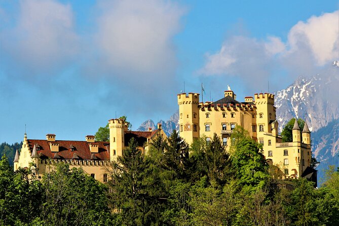 Neuschwanstein and Hohenschwangau plus Oberammergau Private Tour - Experience Oberammergau’s Artistic Charm