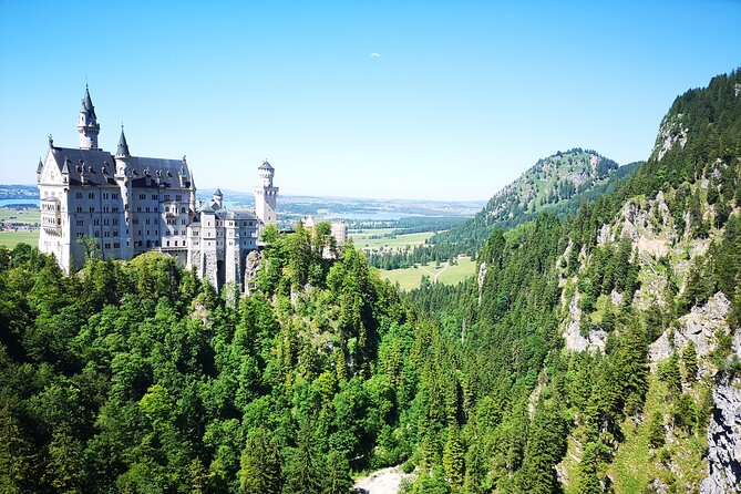 Neuschwanstein Castle by Bus Incl. Bike Ride or Hohenschwangau - The Lake Alpsee and Hike to Hohenschwangau Village