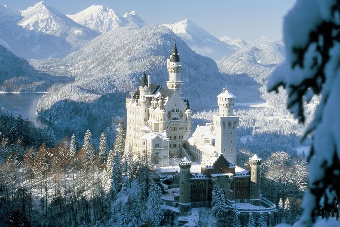 Neuschwanstein Castle Ticket With Audio Guided Tour - The Itinerary: From Ticket Pickup to Castle Entrance
