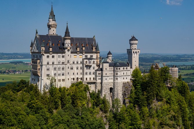 Neuschwanstein & Linderhof - Fairytale Castles Tour from Munich - Discover Bavaria’s Fairytale Castles with the Neuschwanstein & Linderhof Tour from Munich