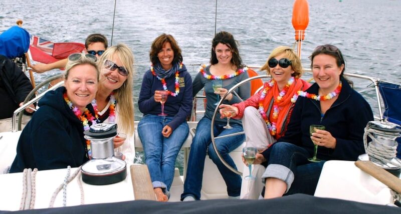 New Forest: Sail with Lunch or Dinner from Lymington - Luxury Yachts Designed for Comfort and Engagement