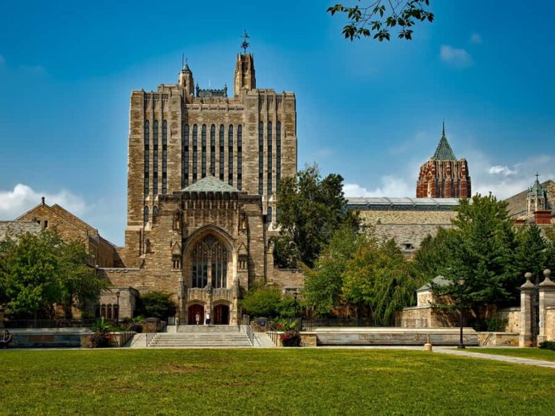 New Haven: Yale University Student-Led Campus Tour - Key Points