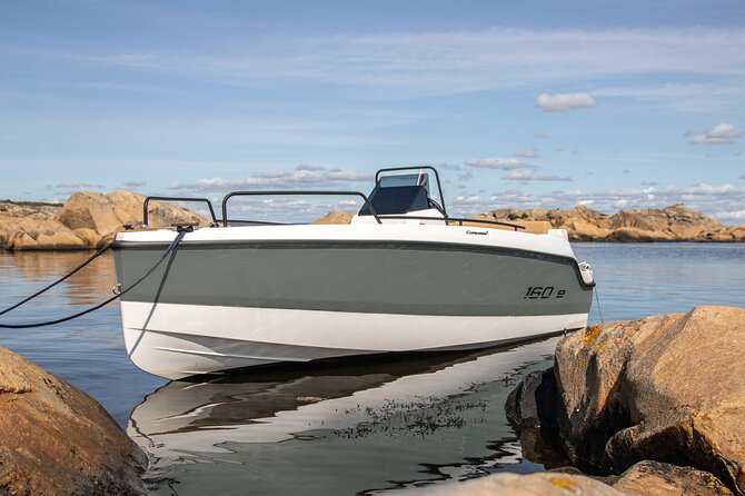 New modern License Free Boat Rental in Paros - Key Points