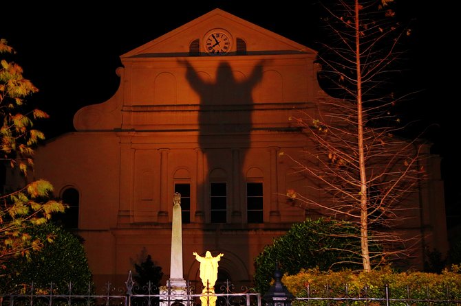 New Orleans 5-in-1 Tour Experience - Jackson Square Transforms After Dark
