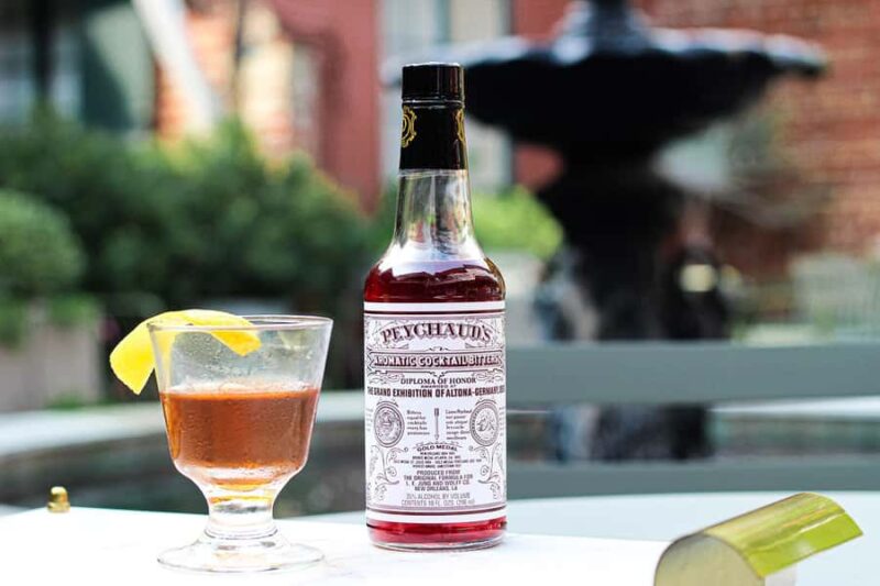 New Orleans: Afternoon Cocktail Walking Tour with Drinks - Sampling Iconic Cocktails in Historic Settings